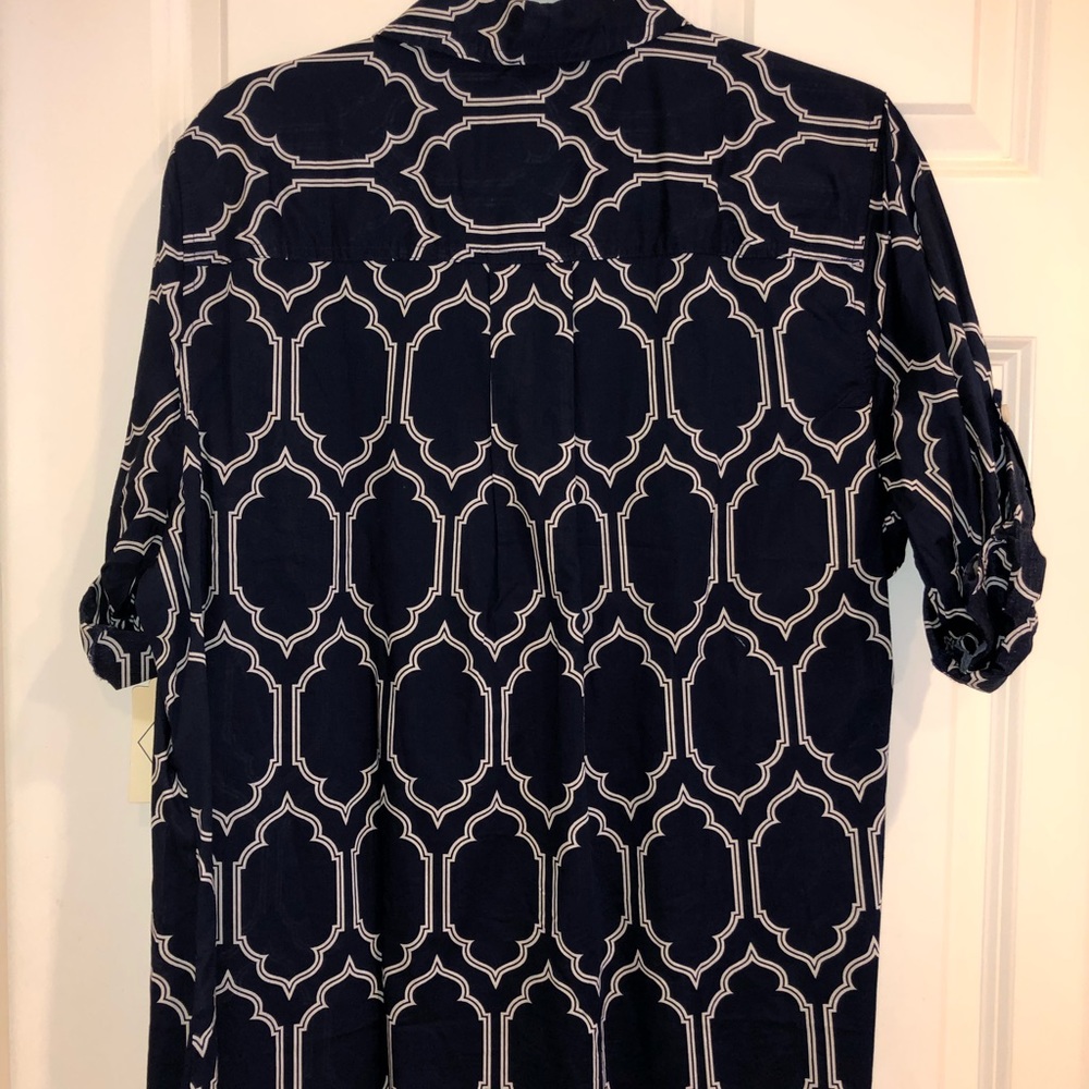 Button down Shirt - Picture 3 of 6